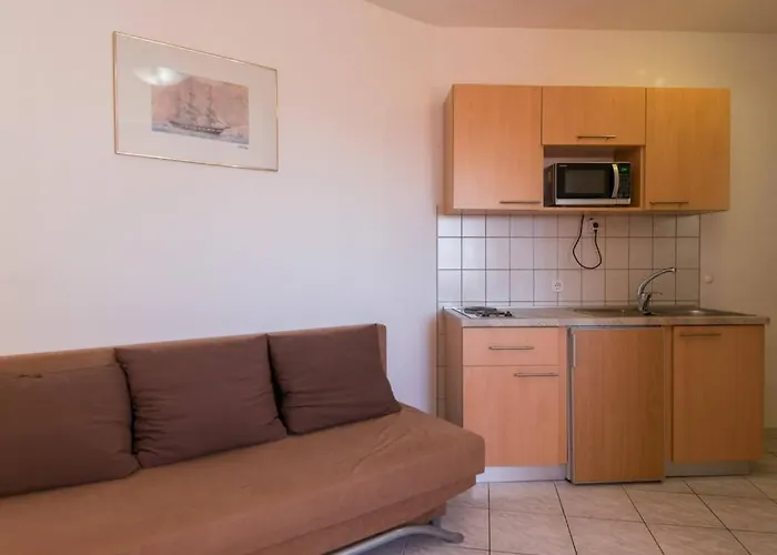 In With Sea View, Balcony, Air Conditioning, Wifi Apartment