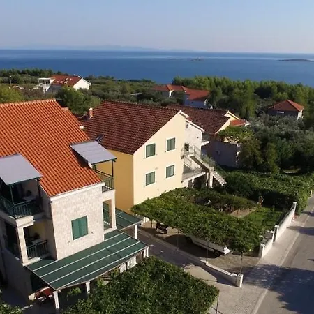 In With Sea View, Balcony, Air Conditioning, Wifi Apartment Orebic