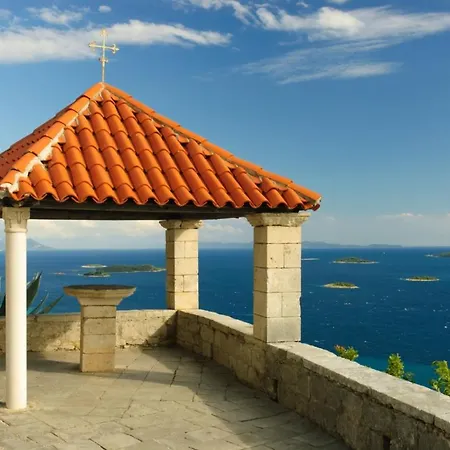 In With Sea View, Balcony, Air Conditioning, Wifi